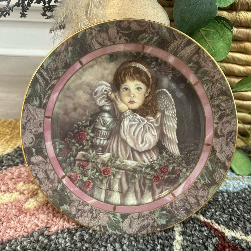 Vintage Wall Decor Plate Precious Angel Little Girl ‘Hope’ by Donna Richardson